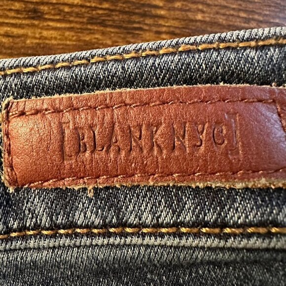 Blank NYC The Bond Mid Rise Skinny Distressed Women's Blue Jeans Size 4/27 - Picture 3 of 5